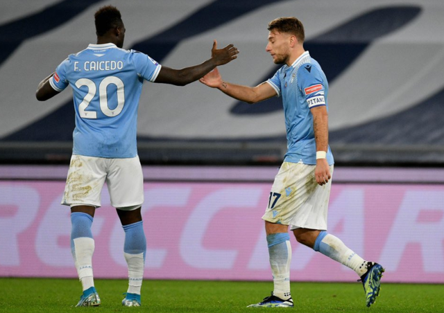 里程碑夜！拉齐奥回应争议；足总杯窗口期刷纪录；话题不断；资深球员宣示担当(周一003意甲拉齐奥vs卡利亚里)