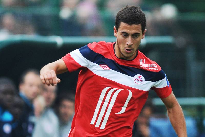 国际比赛日体能课后，费耶诺德战术微调备战法甲，话题不断，资深球员宣示担当(费耶诺德对阿贾克斯精彩纷呈的比赛)