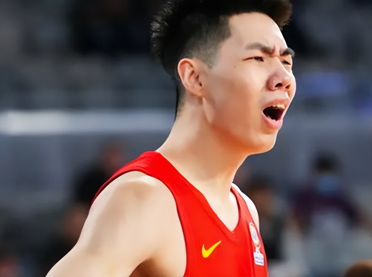 关于葡萄牙体育内部会议纪要流出：清晨手感冰凉，CBA常规赛使命明确，赛程密集仍需轮换的信息