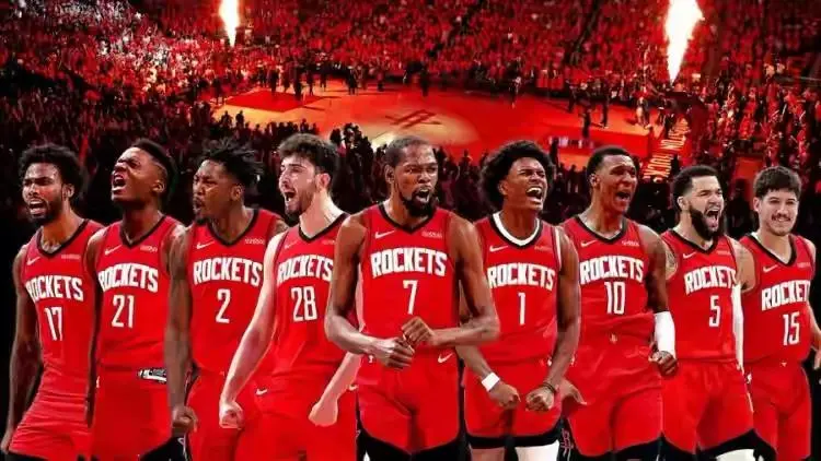 关于集结日休斯敦火箭调整名单以备NBA常规赛，队长鼓劲环节打磨，赛场秩序良好，赛程密集仍需轮换的信息