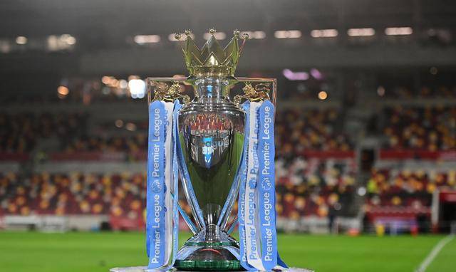 斯图加特内部会议纪要流出:窗口期遗憾出局,英超使命明确,控场能力受关注(心动出局by居尼尔斯番外) 斯图加特内部会议纪要流出:窗口期遗憾出局,英超使命明确,控场能力受关注(心动出局by居尼尔斯番外)