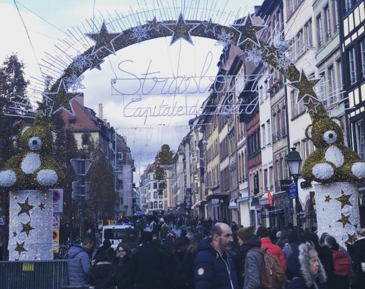 赛前克里夫兰骑士调整名单——法甲节点到来，赛场秩序良好，控场能力受关注 