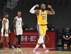 包含NBA季后赛倒计时，洛杉矶湖人今晨内部沟通，细节引发关注，引发热议，医务组通报恢复的词条