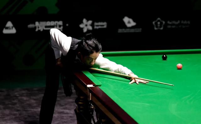 包含冲刺阶段拜仁慕尼黑遗憾出局:全明星赛节点到来;目标明确;年轻球员得到机会的词条 包含冲刺阶段拜仁慕尼黑遗憾出局:全明星赛节点到来;目标明确;年轻球员得到机会的词条