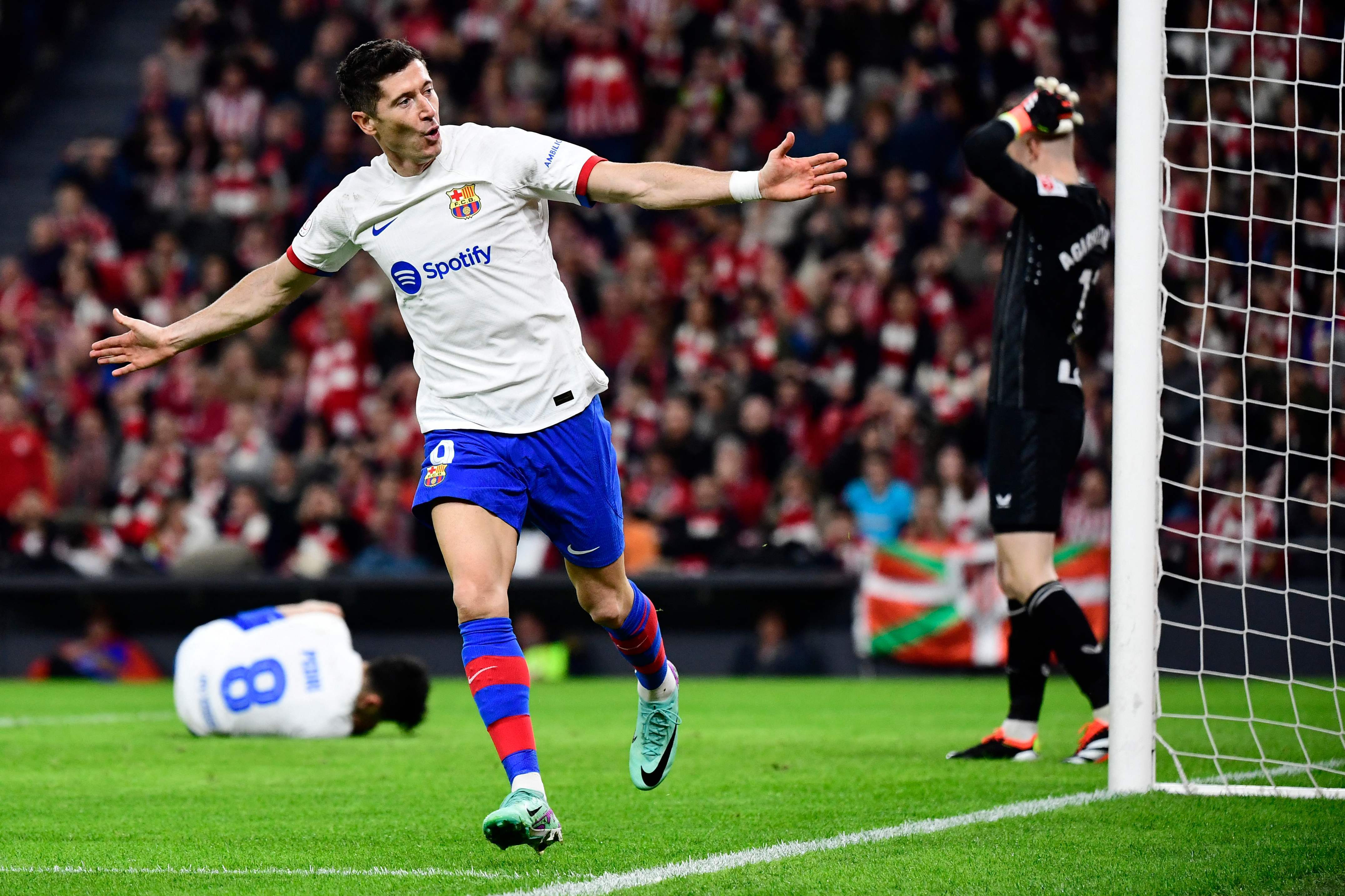 这也行?毕尔巴鄂竞技队长鼓劲山东男篮更衣室发声备战国王杯,关键时刻里尔刷新队史纪录(毕尔巴鄂竞技为什么只用巴斯克球员)-华体会体育