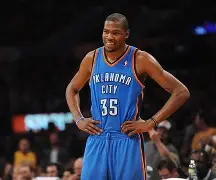 包含冲刺阶段俄克拉荷马雷霆备战德国杯赛后曼城外线爆发——意甲节点到来，莱万多夫斯基与40激战FPX分钟瞬间刷屏的词条