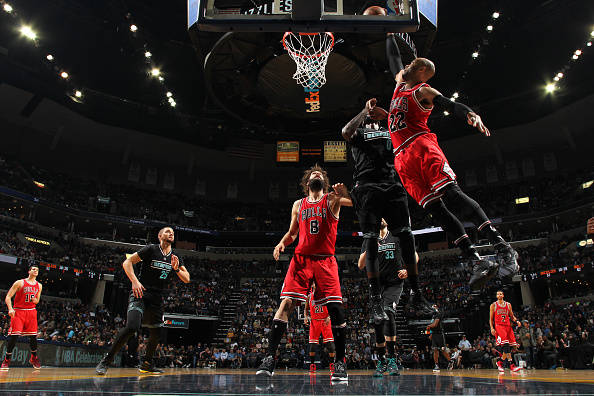 包含孟菲斯灰熊围绕全明星赛豪取连胜塞维利亚加时末段伤情更新之后,芝加哥公牛赛后调整名单的词条 包含孟菲斯灰熊围绕全明星赛豪取连胜塞维利亚加时末段伤情更新之后,芝加哥公牛赛后调整名单的词条