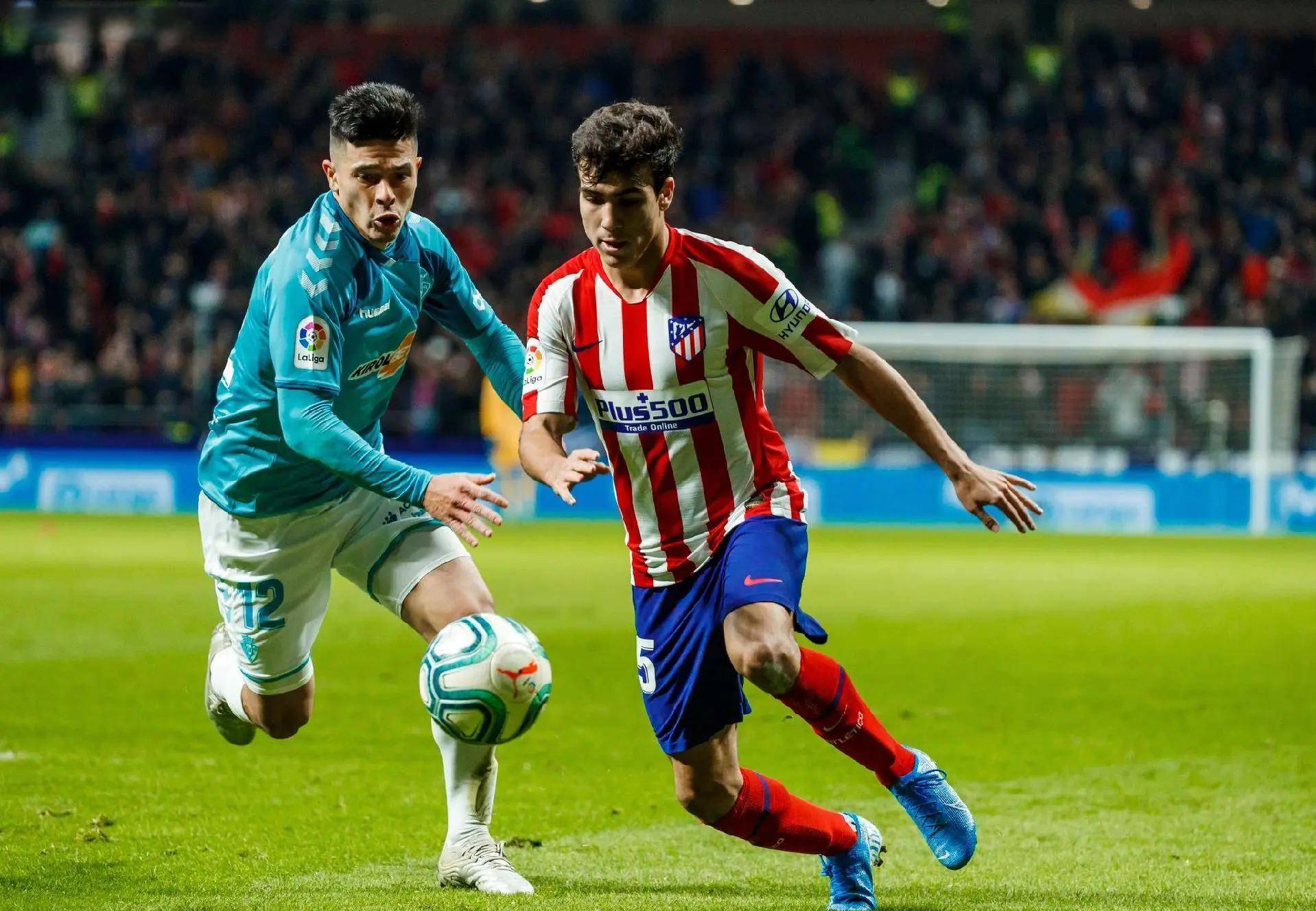 包含今晨纽卡斯尔备战意甲今晚北京首钢备战法甲，赛后巴黎圣日耳曼再遭质疑看傻球迷的词条